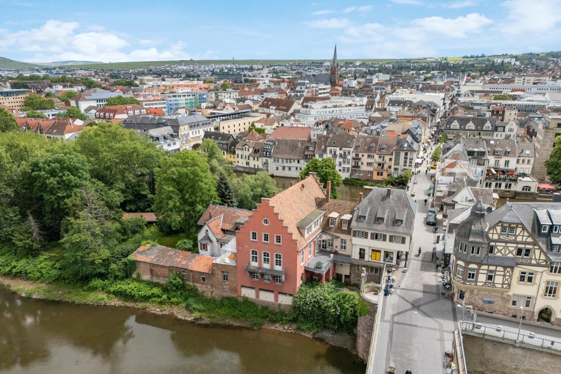 Altstadt Apartment Am Wasser Mit Parkplatz Und Riesigem Garten Bad Kreuznach Exteriör bild
